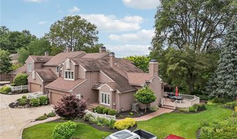 643 Isle View Dr, Akron, OH 44319