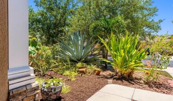 5335 CLOVER MIST Dr, Apollo Beach, FL 33572