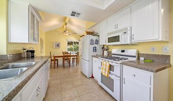 610 Creekside Ave, Oceanside, CA 92057
