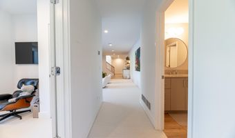 5044 Hickory Pointe Woods SE, Ada, MI 49301