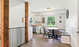 1015 Lowell Dr, Apple Valley, MN 55124