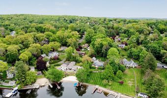 10 Snug Harbor Dr, Danbury, CT 06811
