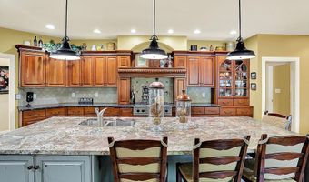 5695 N London Rd, Fairland, IN 46126