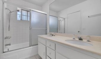 20155 Keswick 211, Los Angeles, CA 91306