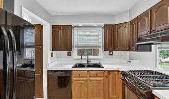 15861 Anne Ave, Allen Park, MI 48101