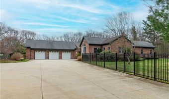 208 Tourtellot Hill Rd, Glocester, RI 02814