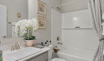 914 Ridge Rock Ln, Bargersville, IN 46106