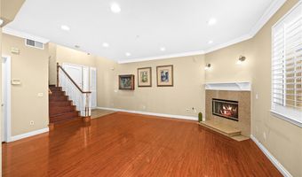 438 W Huntington A, Arcadia, CA 91007