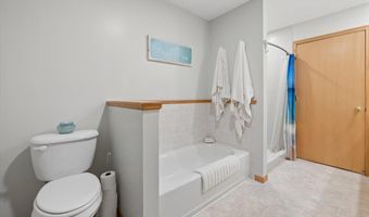 13310 Glenhaven Ct, Apple Valley, MN 55124