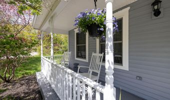 2 Deer Run Cir, Arundel, ME 04046