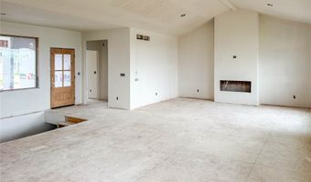 606 Ellis Cir, Adel, IA 50003