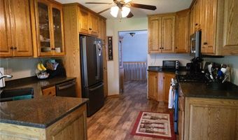 11621 Maple Springs Dr SE, Alexandria, MN 56308