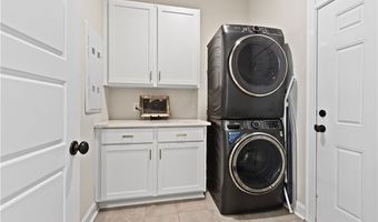 744 MANLEY St, Auburn, AL 36832