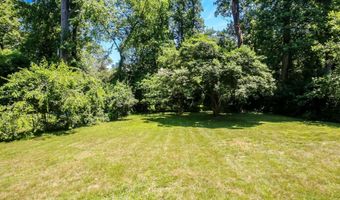 8401 BEECH TREE Rd, Bethesda, MD 20817