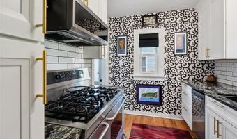 3618 SW 9th St, Des Moines, IA 50315