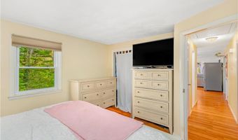 6 Linda Ct, Coventry, RI 02816