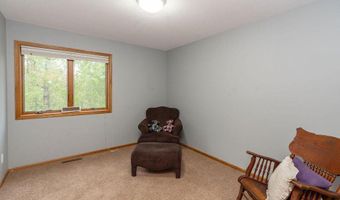 38177 Twin Oaks Dr, Avon, MN 56310