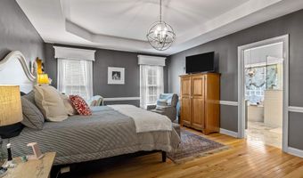 379 Shallowford Dr, Boiling Springs, SC 29316