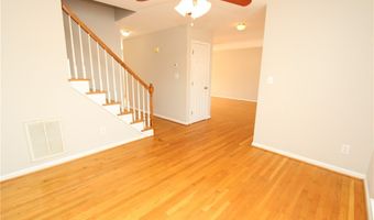 101 Lake Meadow Dr, Apex, NC 27502