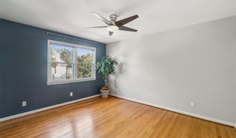 2021 S LANGLEY St, Arlington, VA 22204