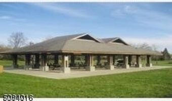 65 Jamestown Rd, Basking Ridge, NJ 07920