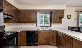 5749 Teresa Dr, Alexandria, IN 46001