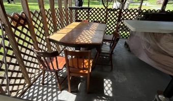 55 Minnow Ln, Alderson, WV 24901