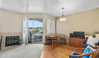 6151 Calle Mariselda 302, San Diego, CA 92124