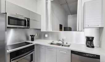 550 Seagaze Dr 9, Oceanside, CA 92054