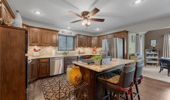 3401 N 154th St, Basehor, KS 66007