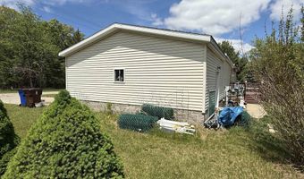 240 N Juneau St, Adams, WI 53910