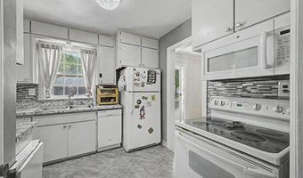 6821 Kolb Ave, Allen Park, MI 48101