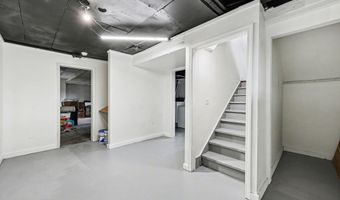1326 Traver St, Ann Arbor, MI 48105