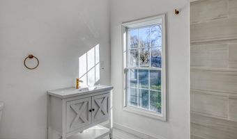 301 W High St, Alba, MO 64830