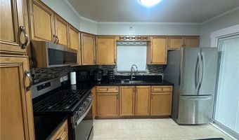80 Forest Rd, Ambridge, PA 15003