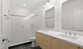 21 Glen Rd 6, Boston, MA 02130