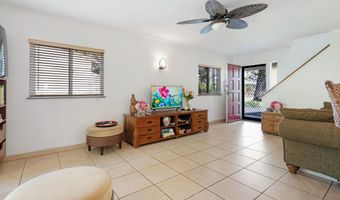 90 Auhana Rd 201, Kihei, HI 96753