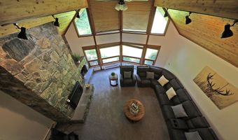 707 Benton Hill Rd, Becket, MA 01223