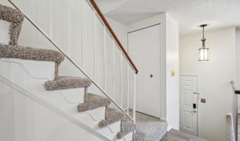71 FENDALL Ave, Alexandria, VA 22304