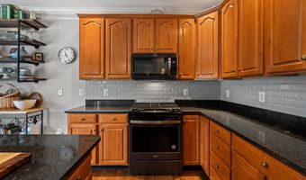 43614 DUNHILL CUP Sq, Ashburn, VA 20147