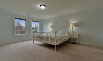 58 Village Place Dr, Barrington, NH 03825