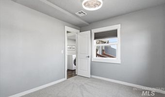 3029 N Maple Grove Rd, Boise, ID 83704