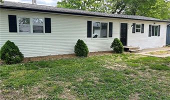 435 S Spicer Dr, Austin, IN 47102