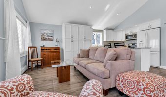209 Fernwood Dr, Bayville, NJ 08721