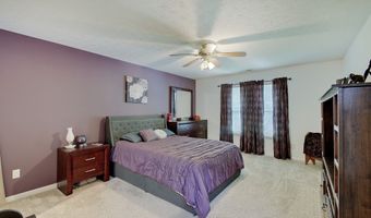 7372 Oakview Dr, Avon, IN 46123