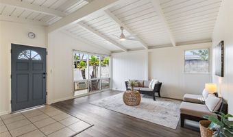 2317 Akiki Pl, Pearl City, HI 96782