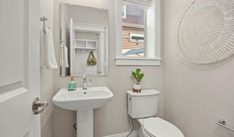 2567 Kingston St, Aurora, CO 80010