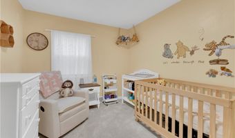 42 N Navarre Ave, Austintown, OH 44515