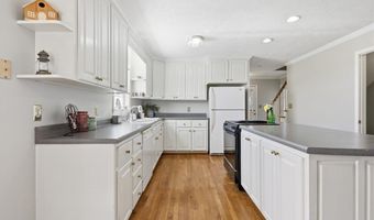 1594 Carroll Store Rd, Autryville, NC 28318