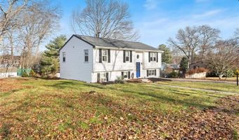 21 Steere Dr, Johnston, RI 02919